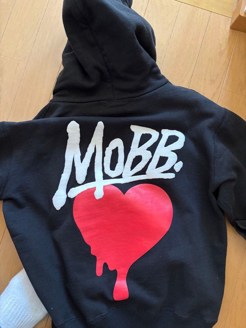 MOBB ブラック パーカー