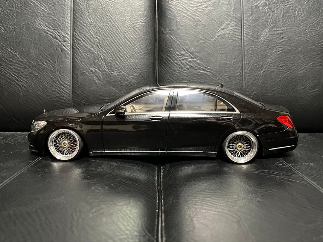 メルセデスベンツ　Sクラス　1/18