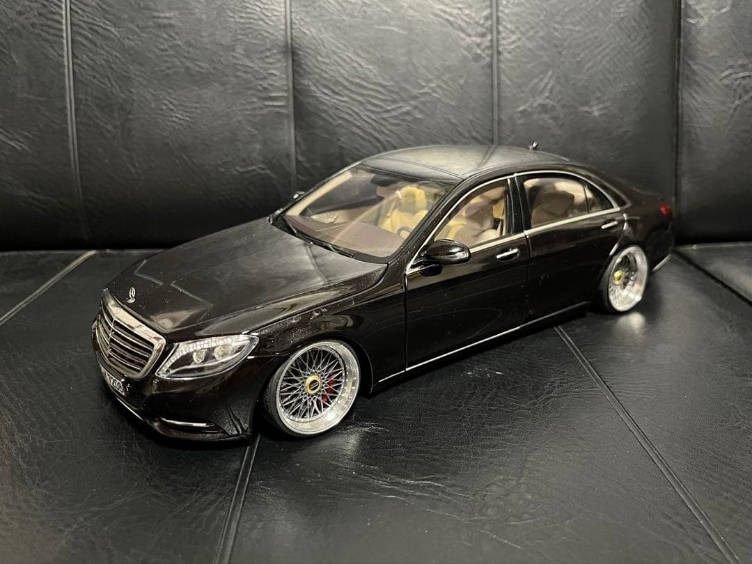 メルセデスベンツ　Sクラス　1/18