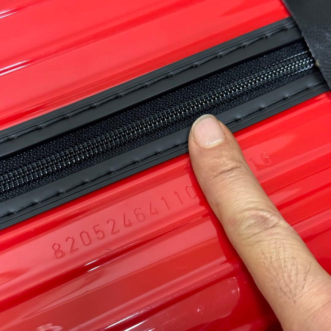 希少！リモワ　サルサエアー　キャビン　4輪　820.52 赤　機内持ち込み可