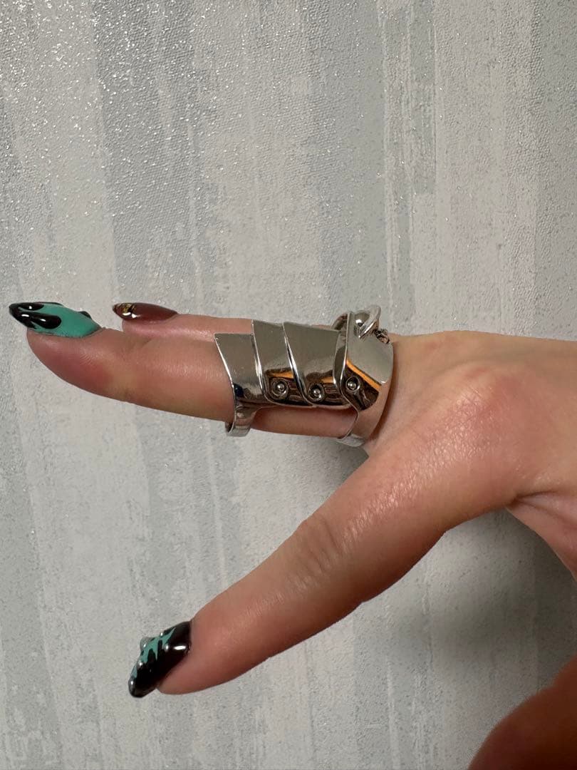 ヴィヴィアンウエストウッドARMOUR リング