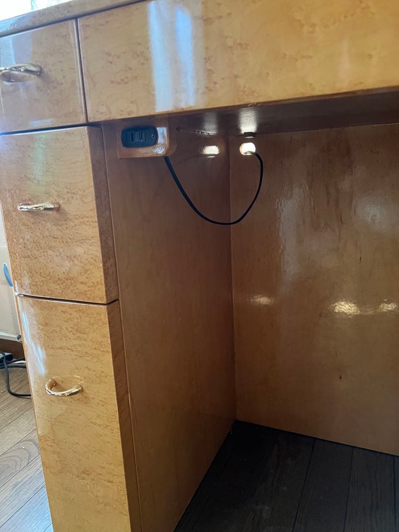 【送料込】大塚家具　高級三面鏡ドレッサー　鏡裏収納あり　椅子出品