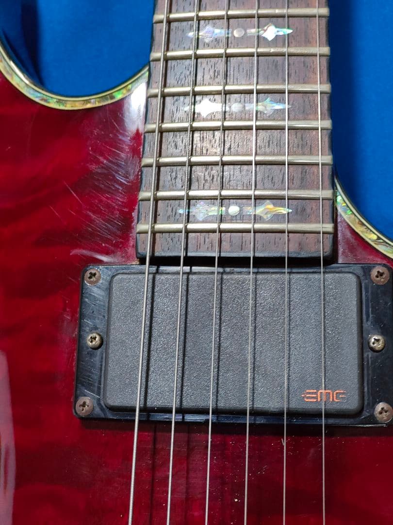 Schecter Diamond Series Hellraiserレッド