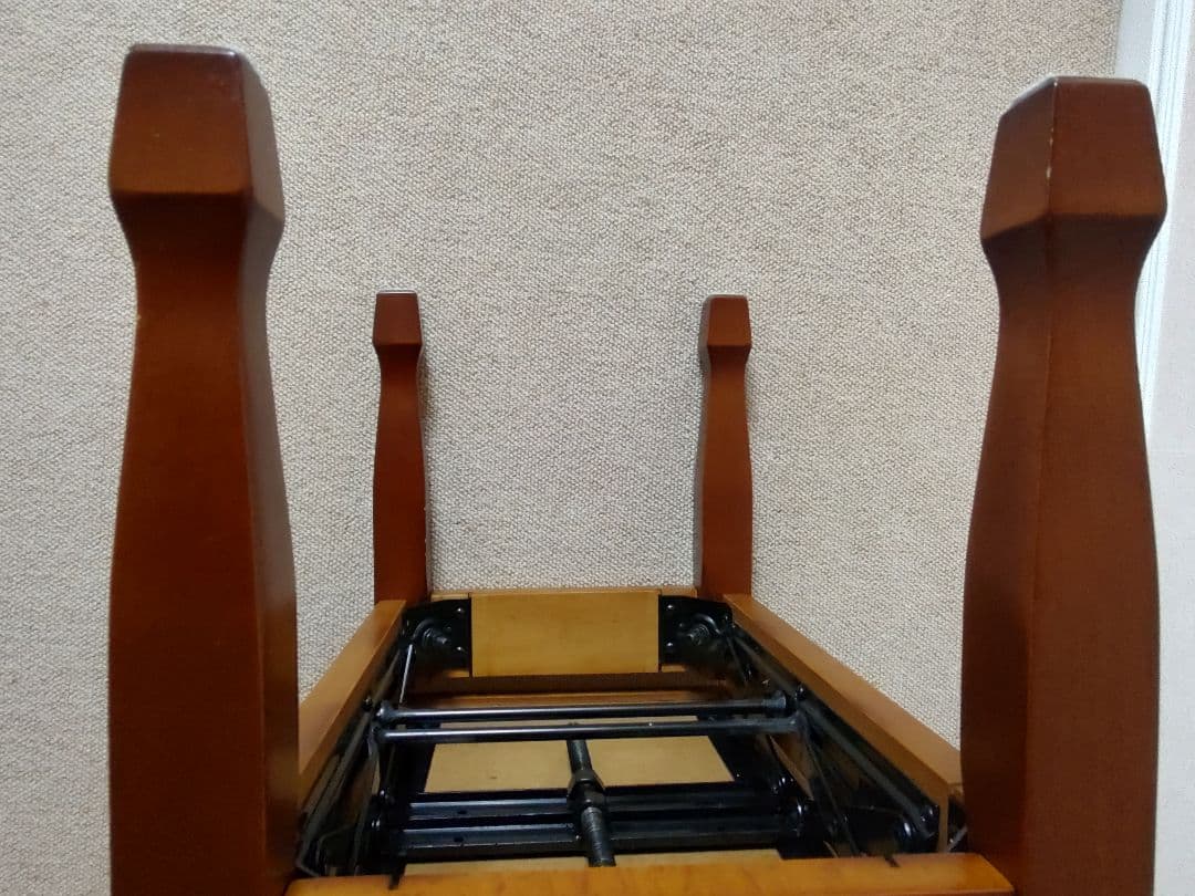 ギター専用椅子　現代ギター　マホガニー　GGS-III　GGS-STANDARD