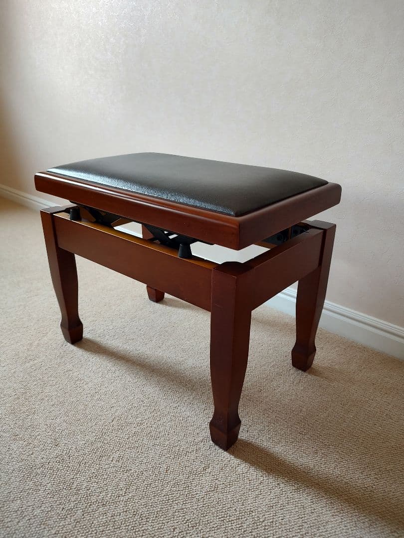 ギター専用椅子　現代ギター　マホガニー　GGS-III　GGS-STANDARD