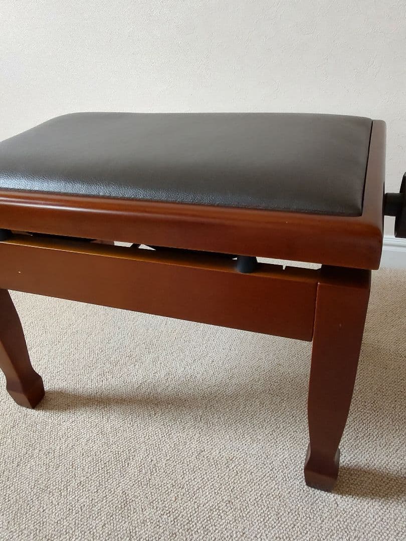 ギター専用椅子　現代ギター　マホガニー　GGS-III　GGS-STANDARD