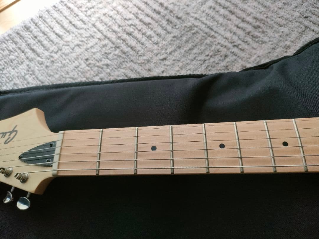 【ほぼ新品】GUILD Surfliner HH 良い音出します。