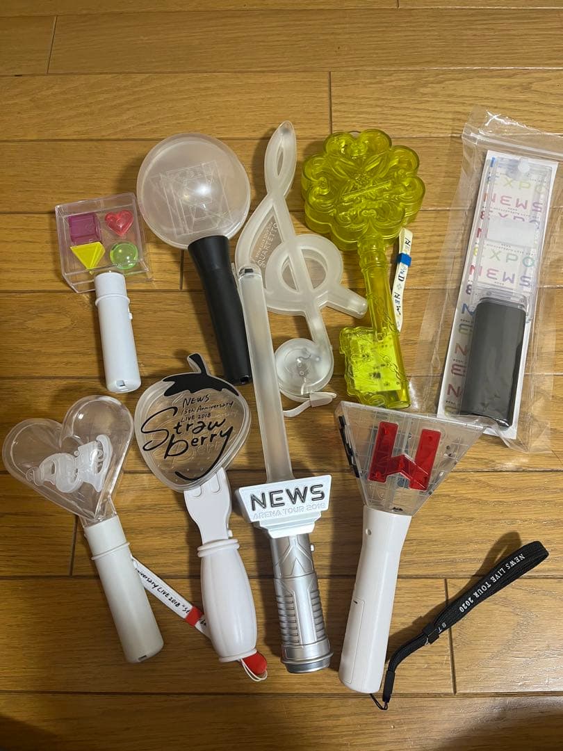NEWS グッズまとめ売り