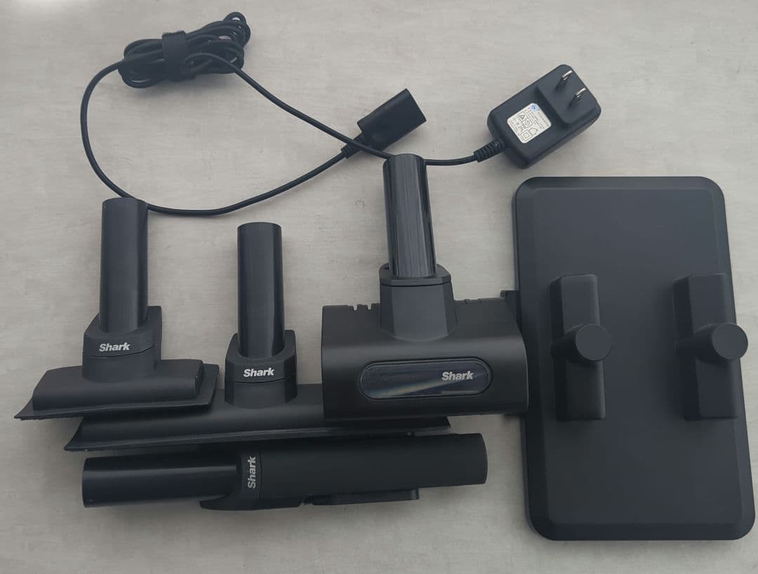 【中古】Shark CS401JRB コードレススティッククリーナー