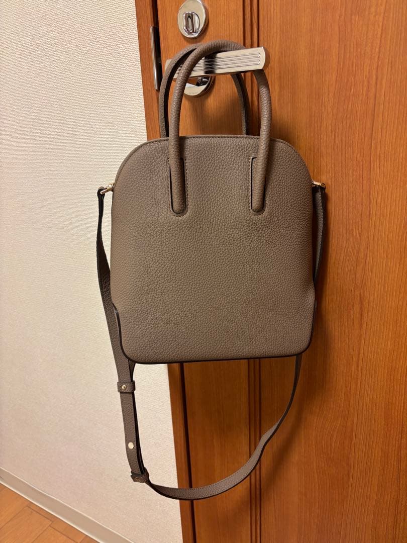 エポイ　EPOI リツ　ショルダー　バッグ　ハンドバッグ　トープ　エトゥープ