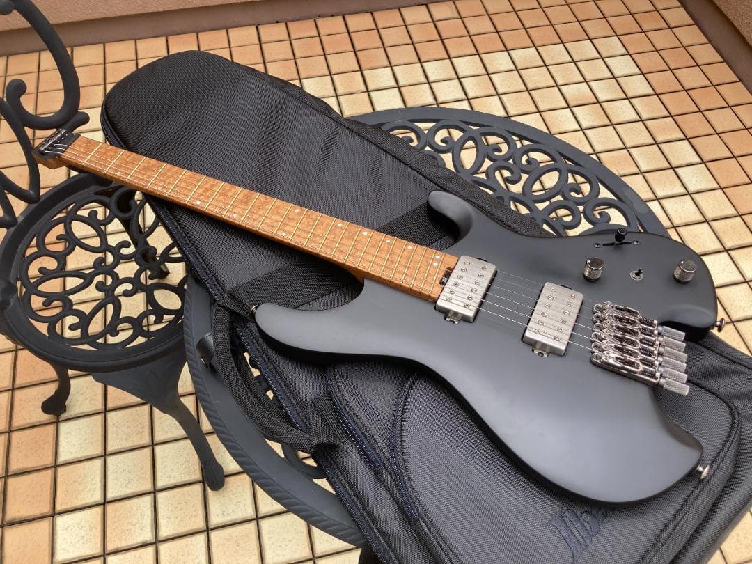 Ibanez QX52-BKF ケース付き