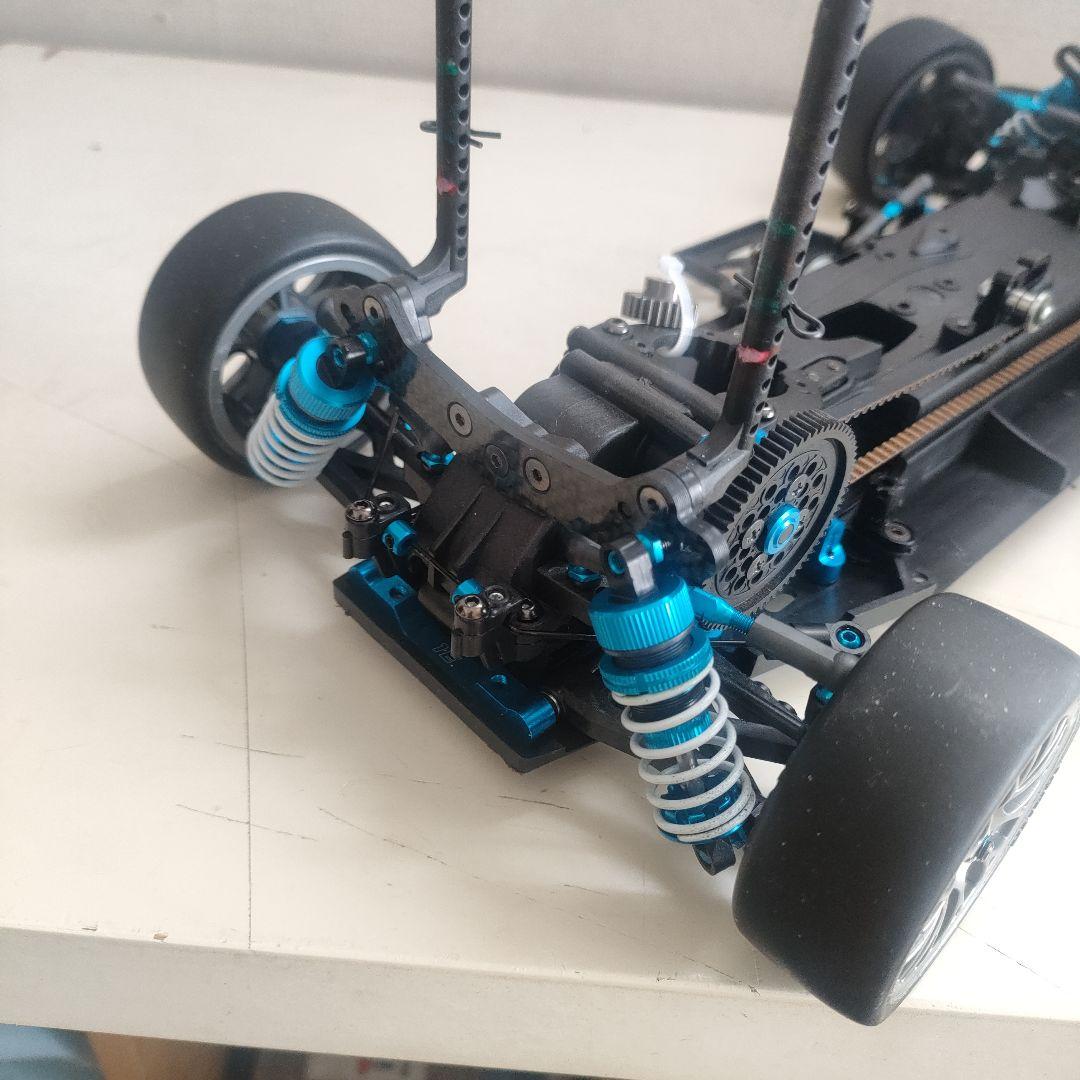 タミヤTA06シャーシ、オプション装備、日産GTRボディ付き