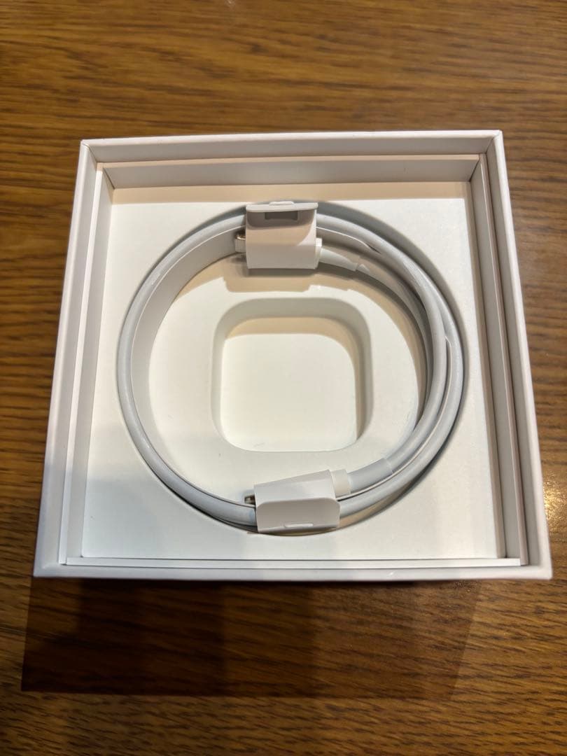 Apple Airpods Pro# 1W1t Lightning ½ ース付き