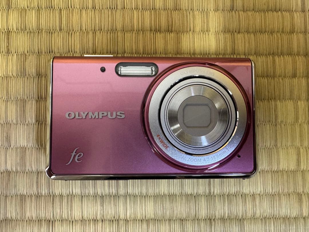 OLYMPUS オリンパス⭐️デジタルカメラ　FE-4020