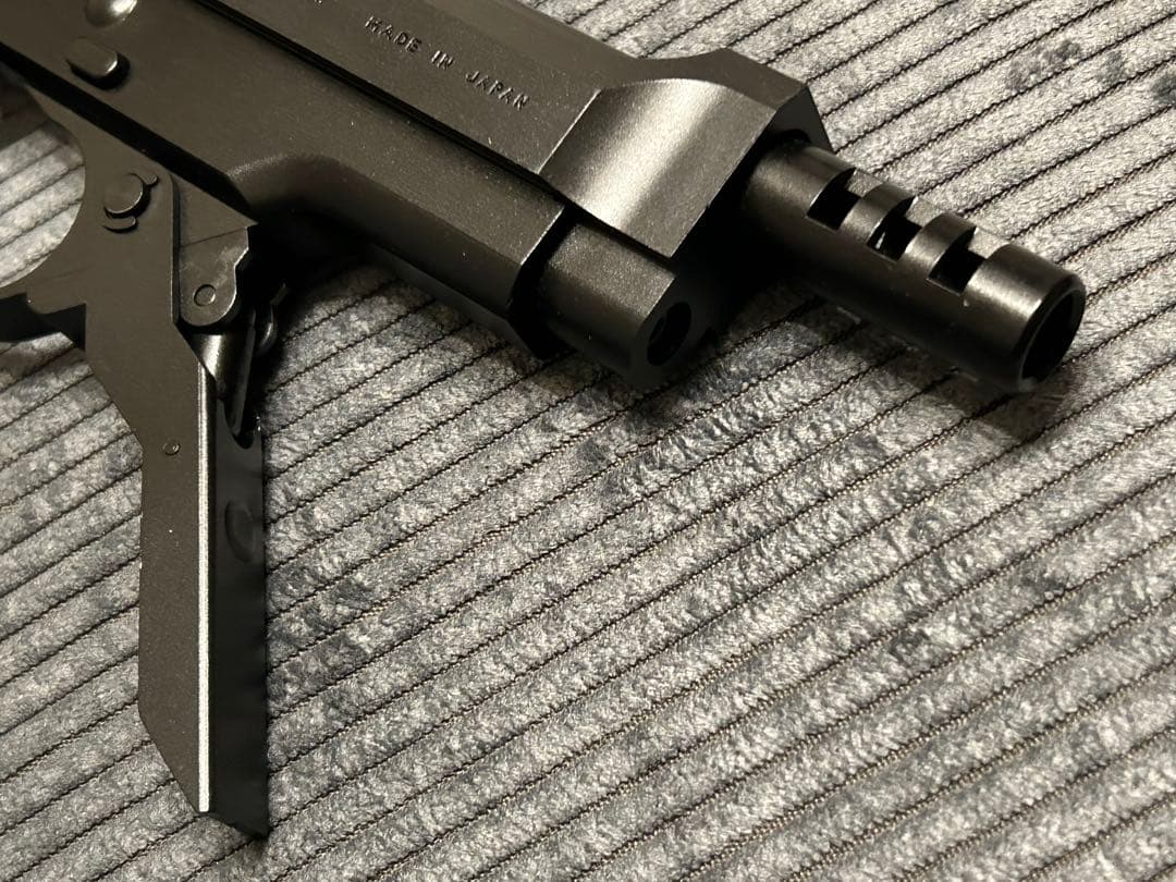 美品 動作確認済み MGC M93R ネグリ 木製グリップ仕様