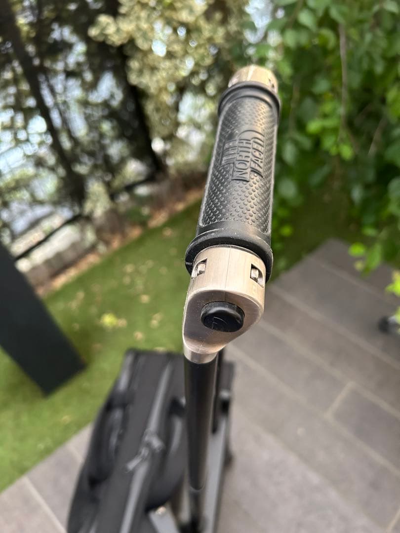 THE NORTH FACE シャトル　キャリーケース