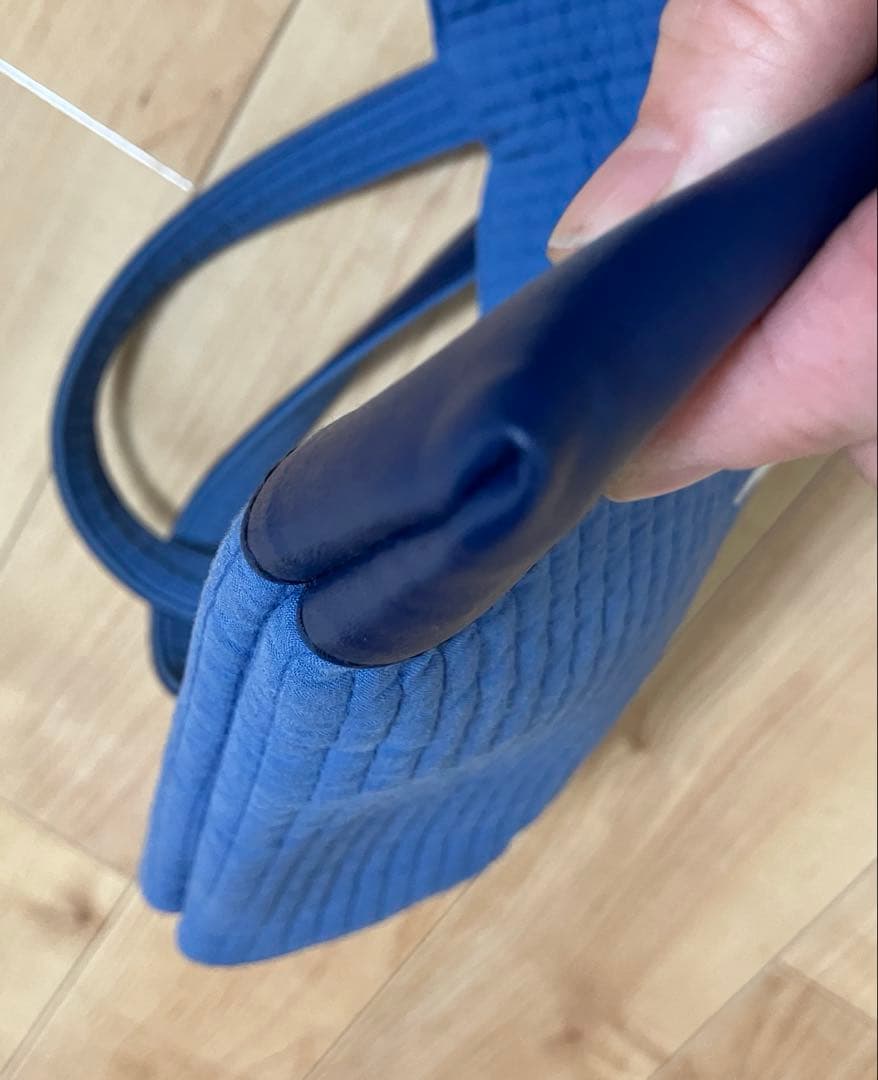 美品数回使用　familiar ピオヌンナルコラボバッグ ヌビ ブルーファミリア