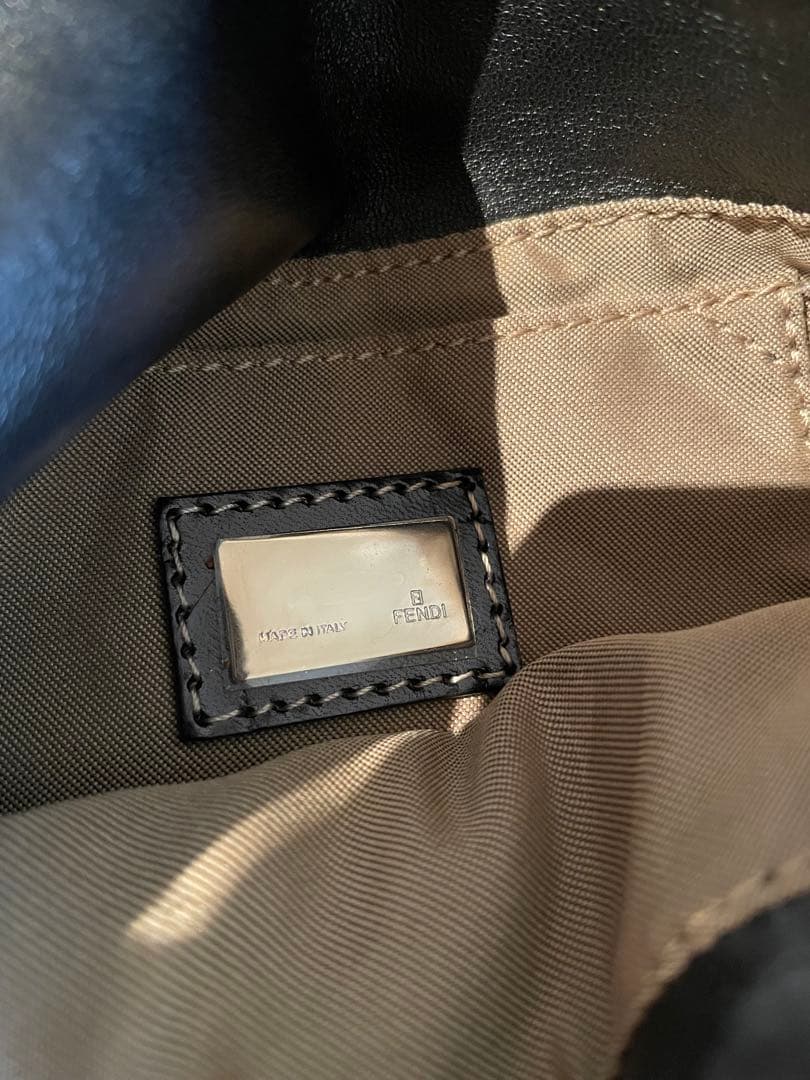 FENDI フェンディ　マンマバゲットバッグ　ラパン