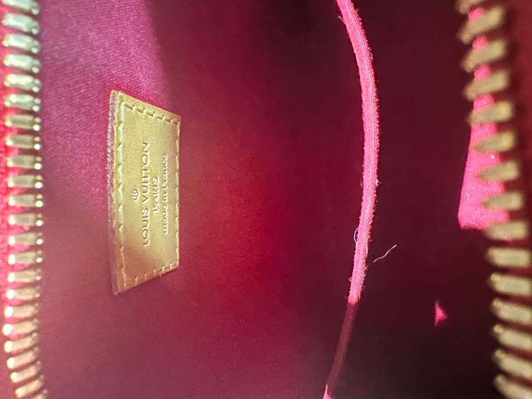 K*D様 ルイ・ヴィトン VUITTON ヴェルニ　赤