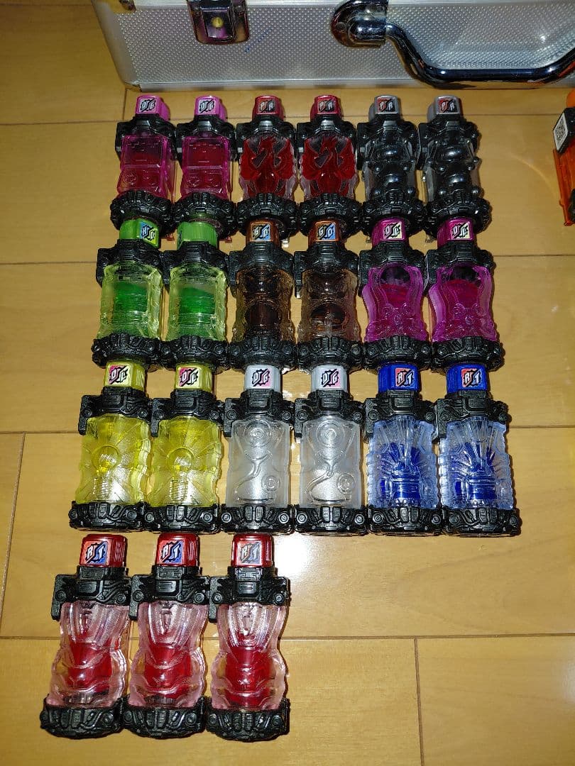 仮面ライダービルド 　ベルト　フルボトルセット