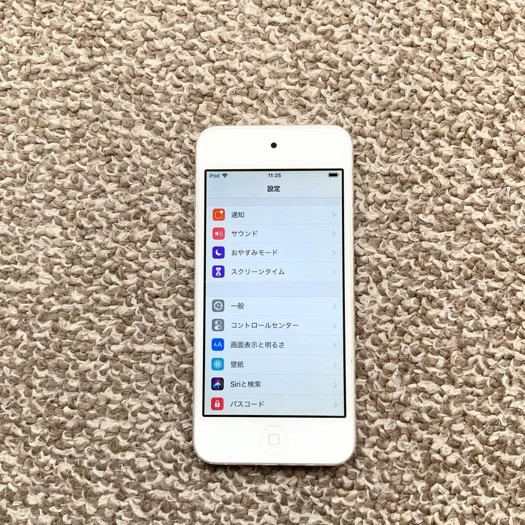 iPod touch 第6世代64GB Apple アップル アイポッド本体Q