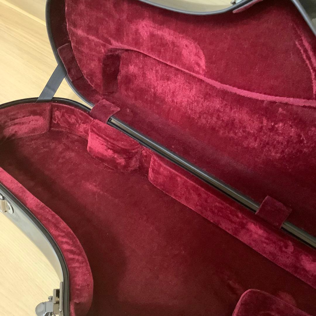 テナーサックス　シャイニーケース 黒