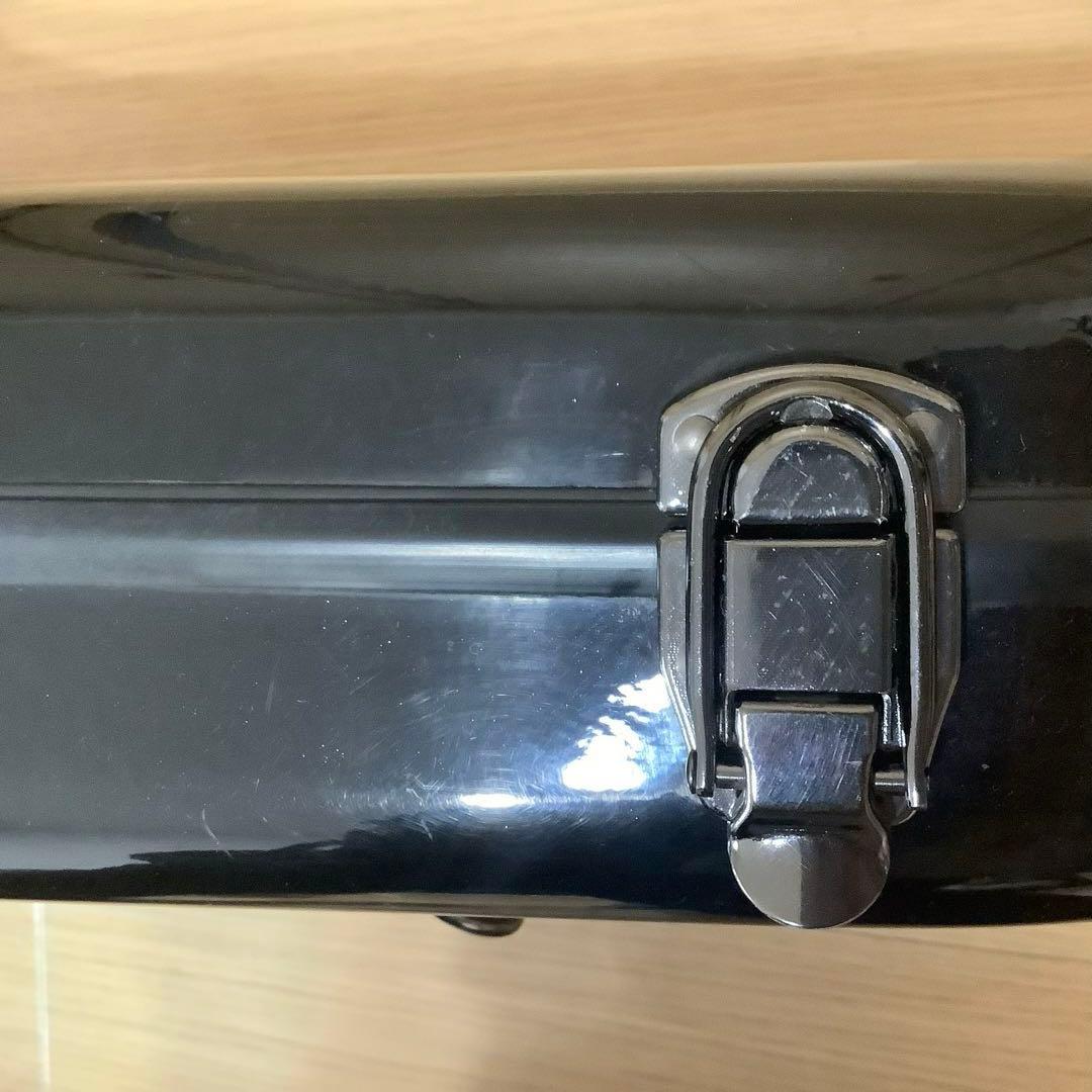 テナーサックス　シャイニーケース 黒