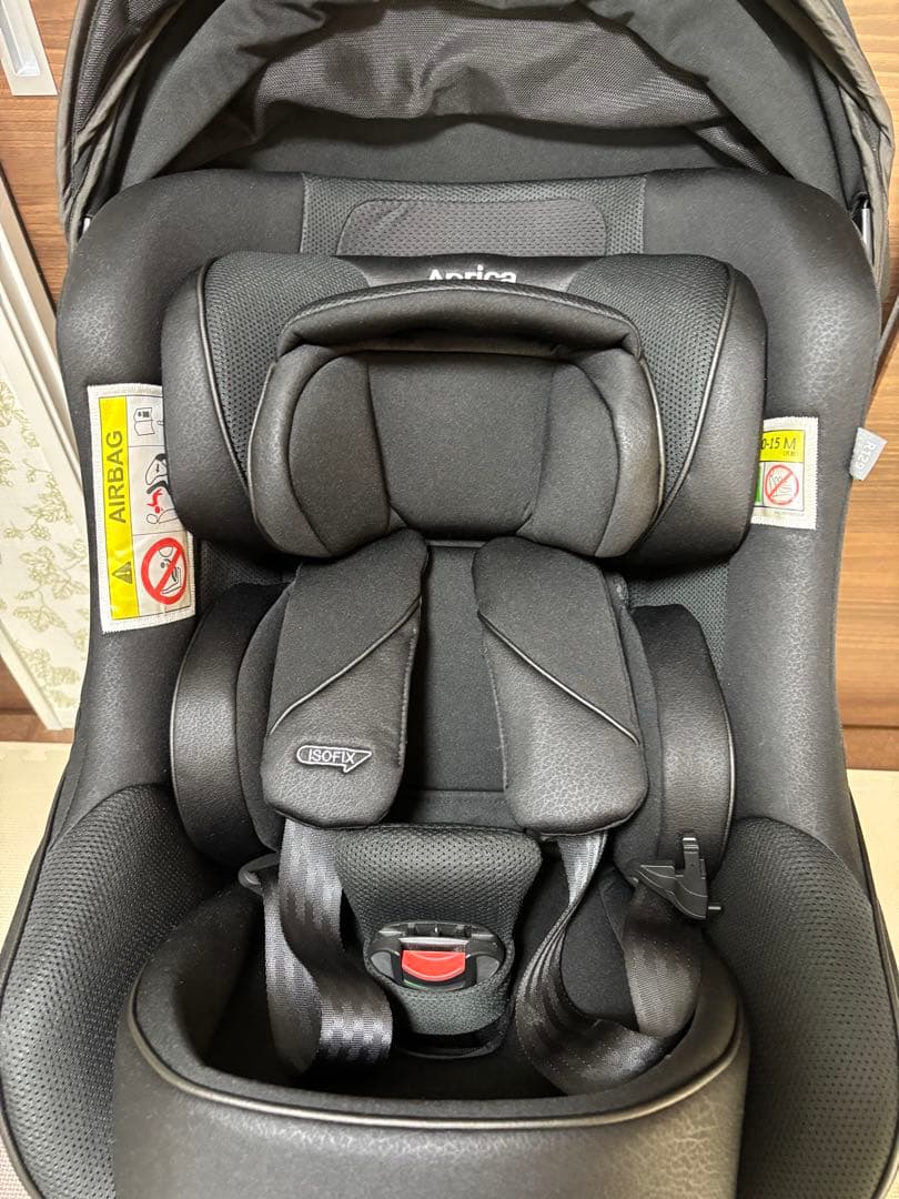 【引き取り限定】Aprica チャイルドシート 新生児からOK