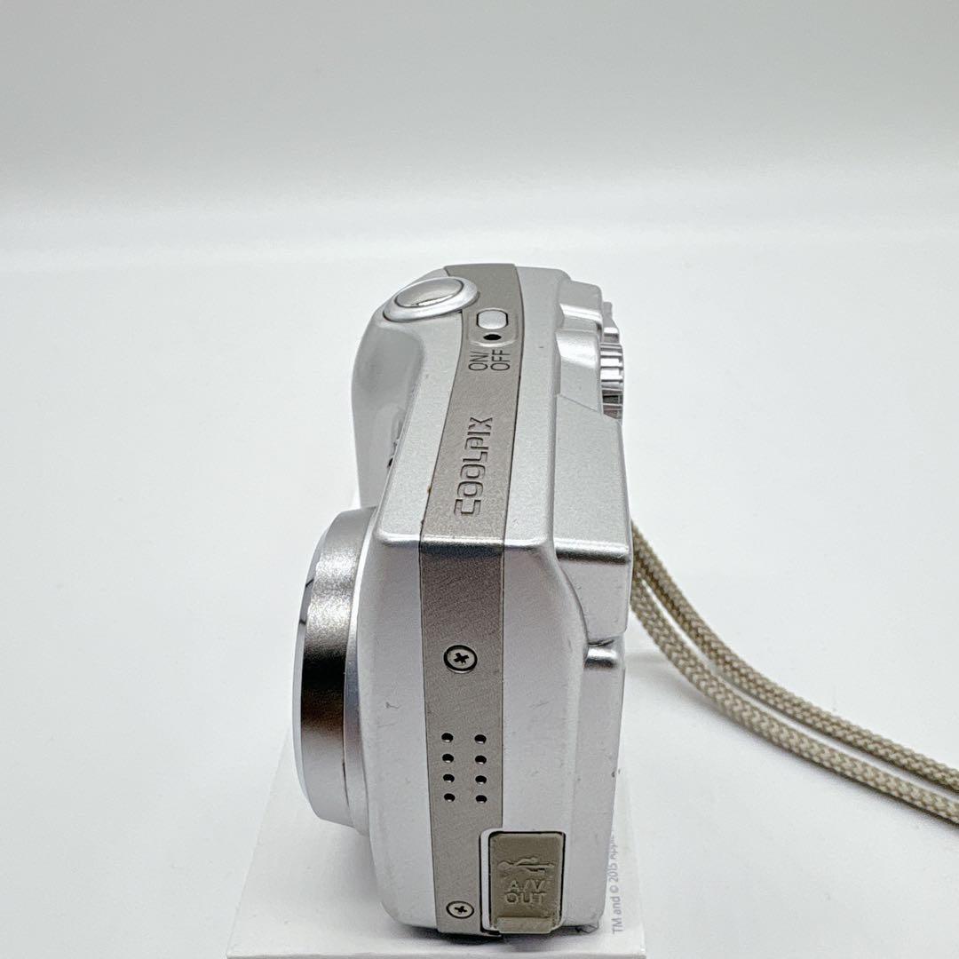 NIkON クールピクス 7600単三電池使用 デジタルカメラ