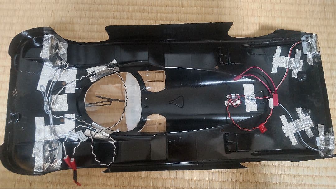 LED付 newman ポルシェ 956 ボディ Cカー用