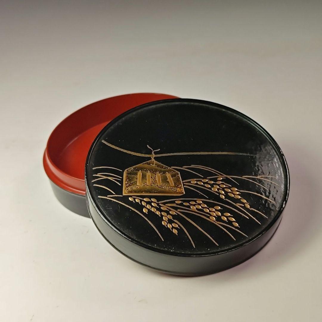 イ728 香合『塗師作』『稲穂蒔絵　丸香合　共箱』漆塗　茶道具