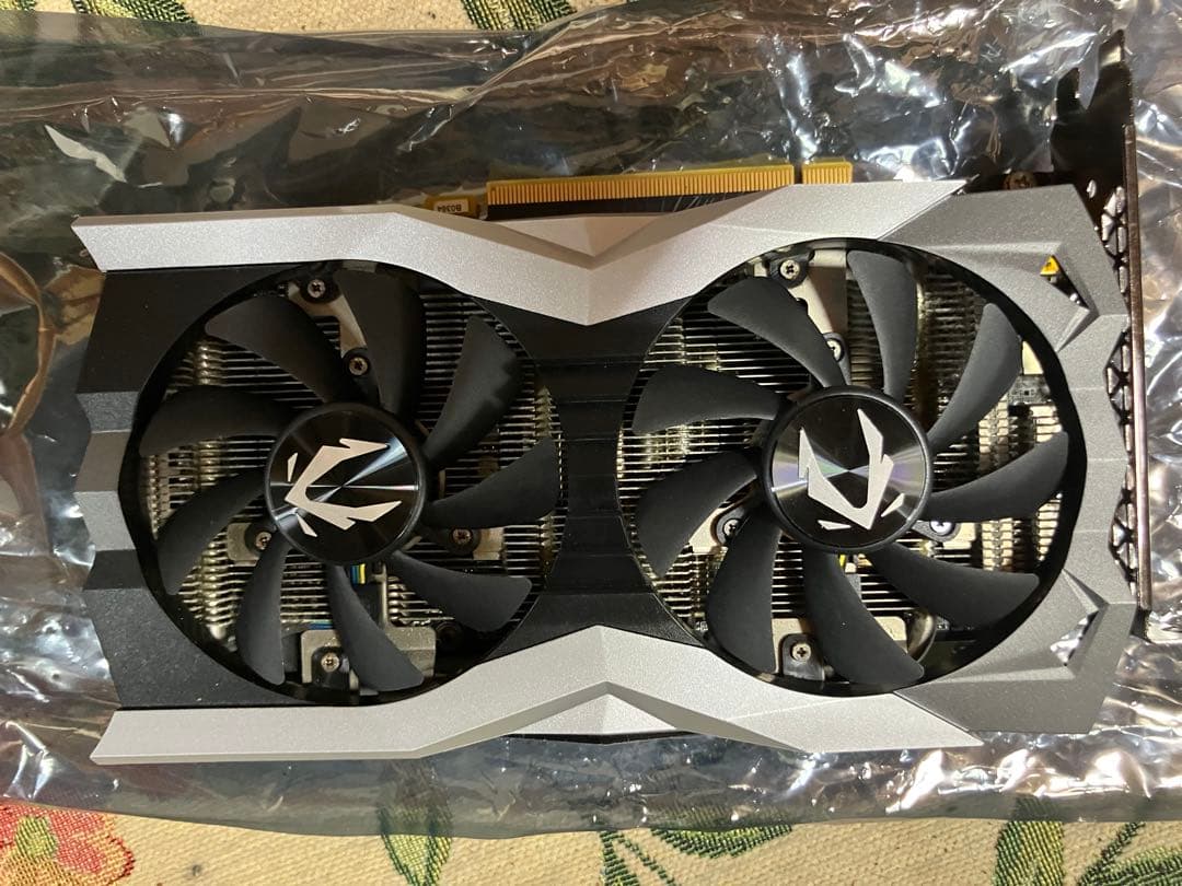 ZOTAC GeForce GTX 2060 ジャンク扱い