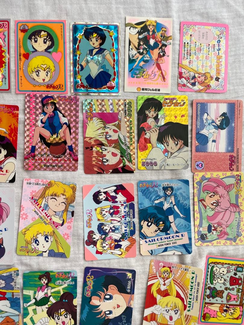 【匿名配送】セーラームーン　カード　シール　まとめて　35枚　入手困難