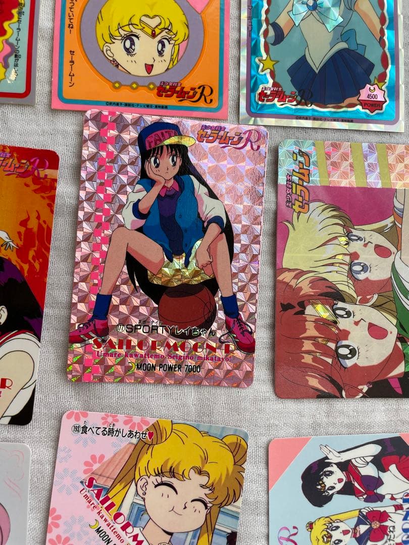【匿名配送】セーラームーン　カード　シール　まとめて　35枚　入手困難