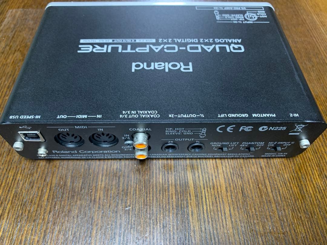 美品Roland QUAD-CAPTURE オーディオインターフェイス