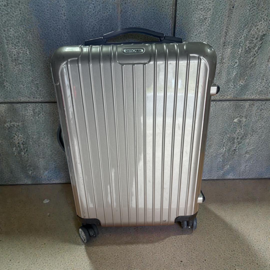 RIMOWA リモワ SALSA 4輪スーツケース 約68L 鍵なし