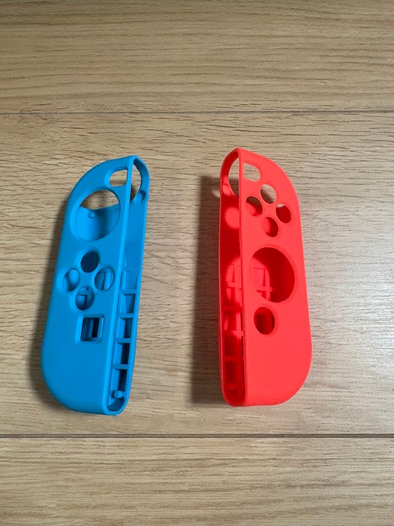 Nintendo Switch 青/赤 Joy-Con