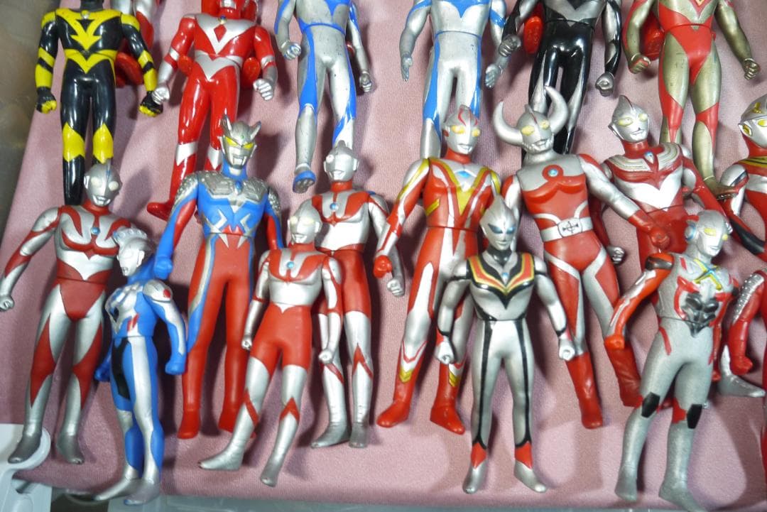 ウルトラヒーローシリーズ　ビッグサイズソフビフィギュア　ウルトラマン　100体