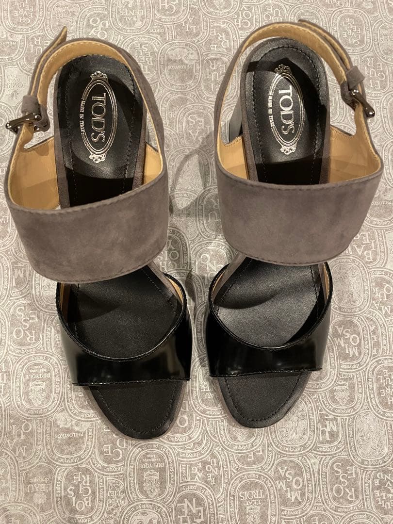 TOD'S トッズ　サンダル　ドゥロワー drawer ブラミンク 好きにも