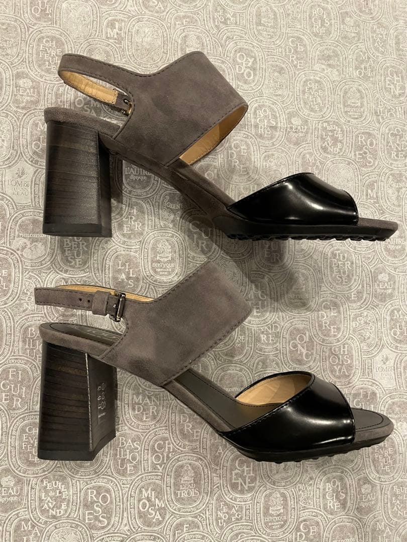 TOD'S トッズ　サンダル　ドゥロワー drawer ブラミンク 好きにも