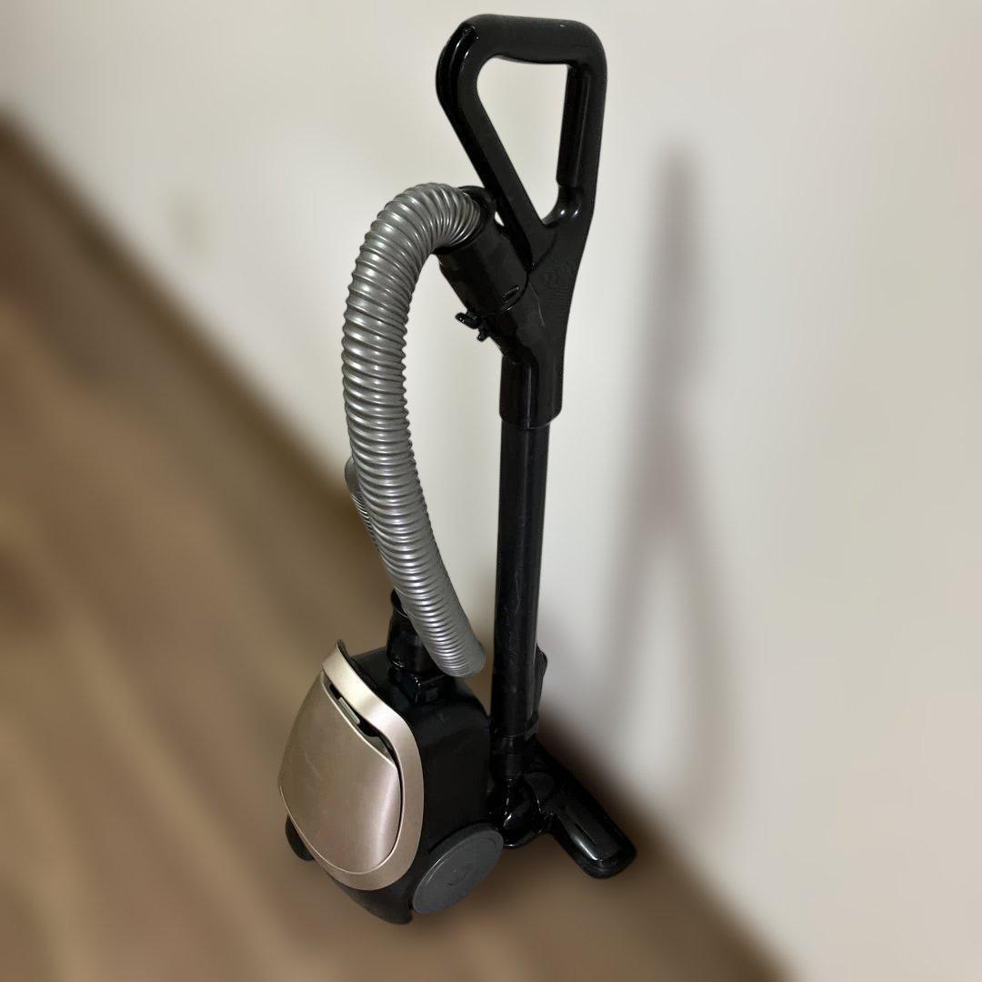 東芝　2020年　紙パック式 掃除機 VC-PH7A