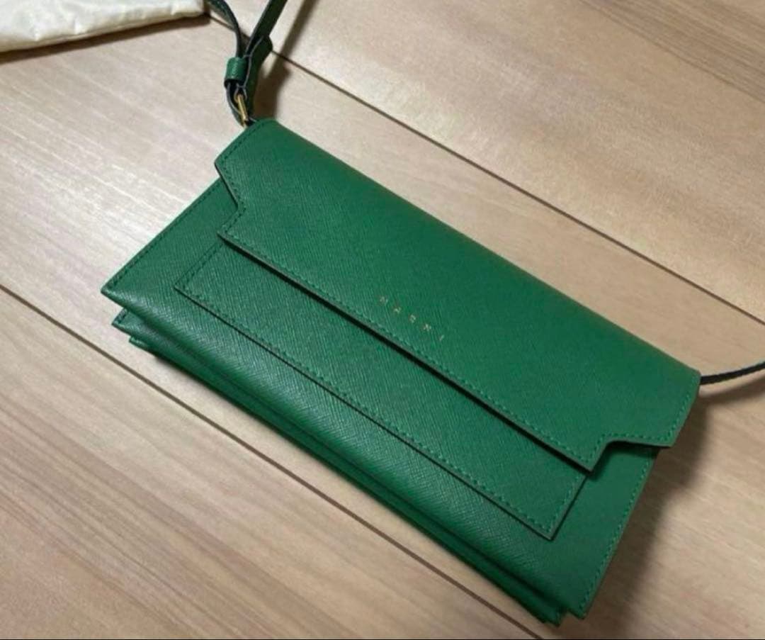 MARNI マルニ 国内直営店購入 グリーン レザー ウォレットショルダー