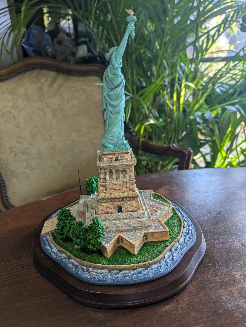 希少 公式限定品！美しい 自由の女神 像 証明書付 アメリカ