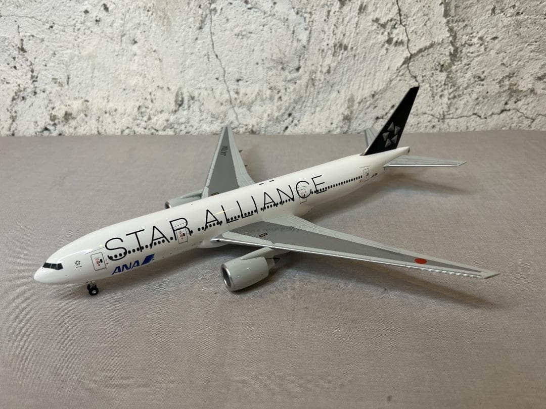 ANA　全日空商事　B777-200　STAR ALLIANCE　1/200