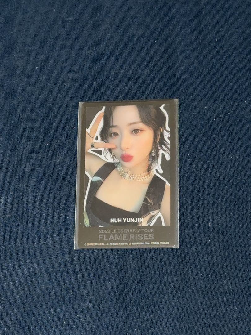 [卒業します]LESSERAFIM ユンジン トレカ　他