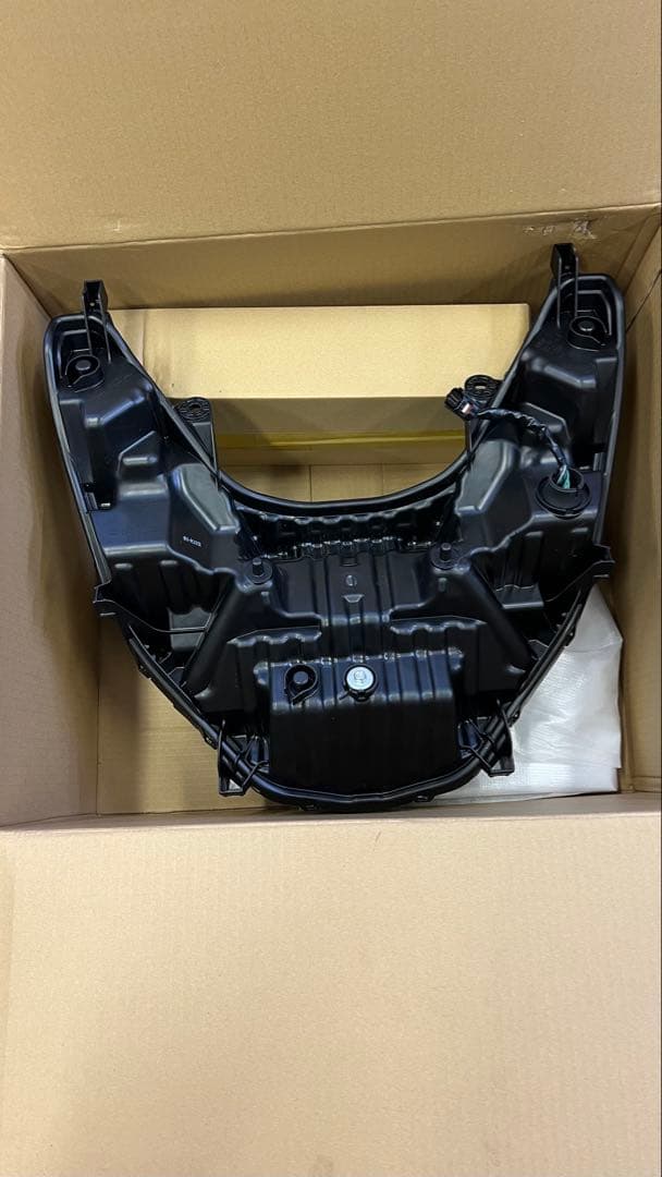 PCX125 JK05純正LEDヘッドライト 美品