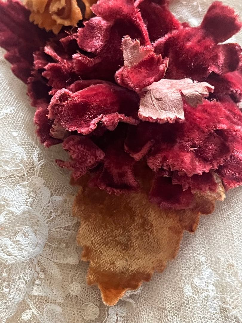 アンティークヴィンテージベルベット布花コサージュブローチ帽子ドレスパーツ装飾
