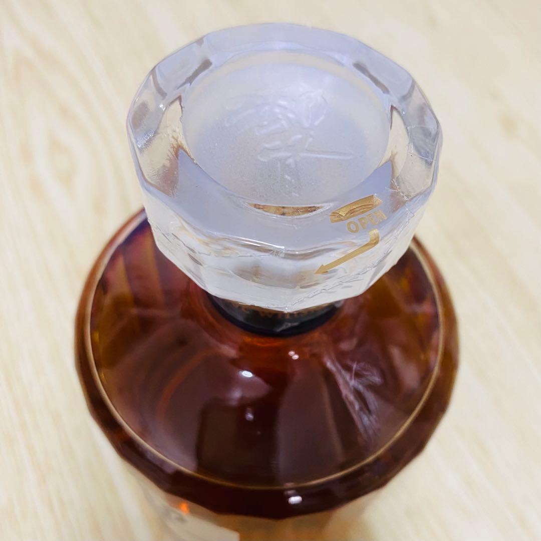 新品未開封 サントリー ウイスキー 響700ml HIBIKI