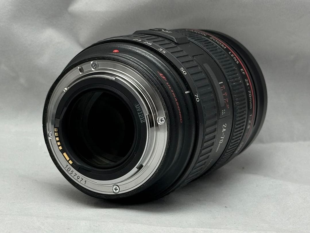 極美品！Canon EF 24-70mm f/2.8 L USM ズームレンズ
