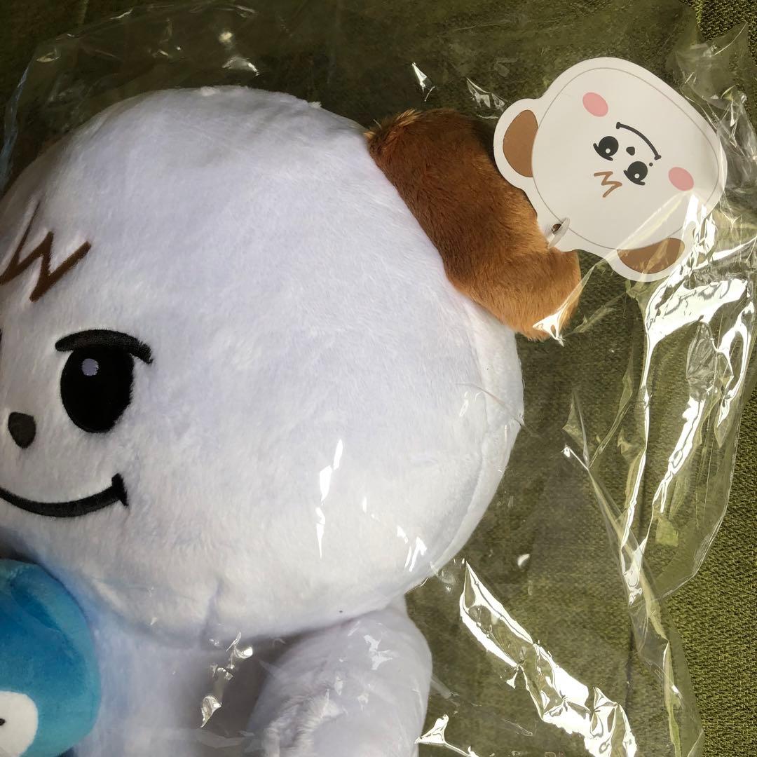 キュヒョンKYUHYUN30cm お座りぬいぐるみSUPER JUNIORギュメ